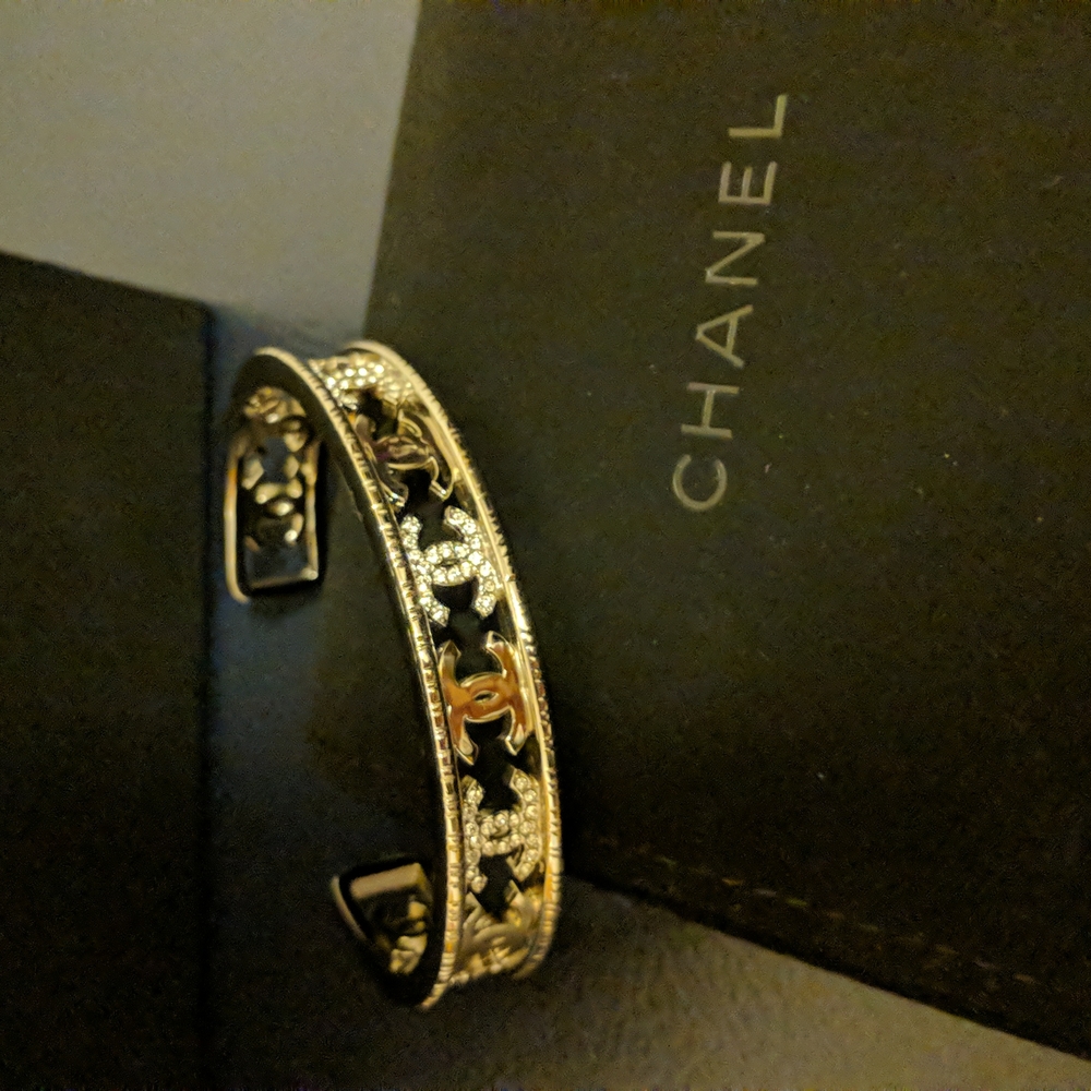 Chanel cuff - Picture 4 of 13